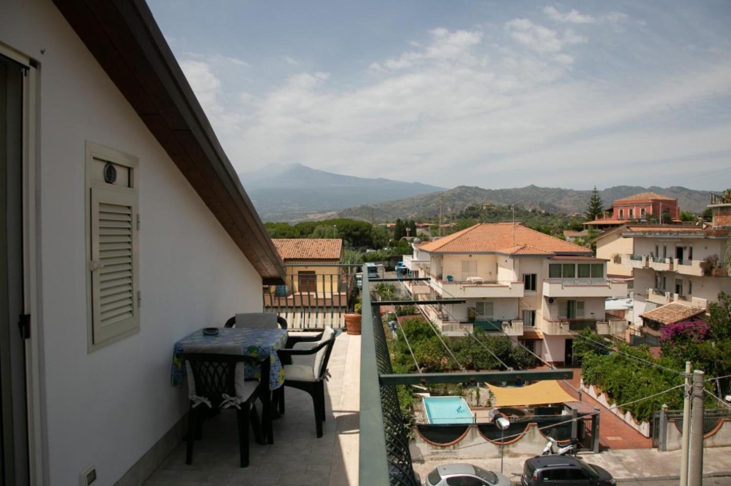 Happy Home Giardini-Naxos Exterior foto